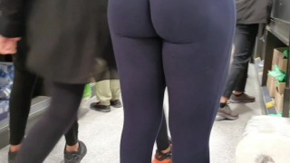 CANDID Seethrough Tight LEGGINGS of a LATINA Babe in a SHOPPING MALL